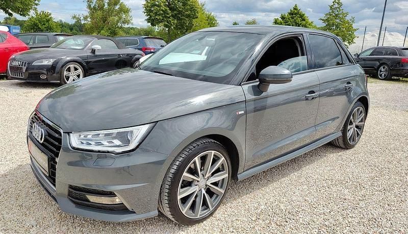 Grau Gebraucht 2017 Audi A1 Sportback S-Line Kleinwagen | 11.900 € (Guter Preis) - Bild 1/4