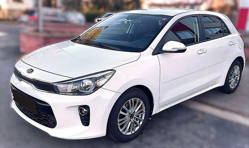 Gebraucht Kia Rio DREAM-TEAM Edition 101 PS (74 kW) 2019 Weiß Kleinwagen