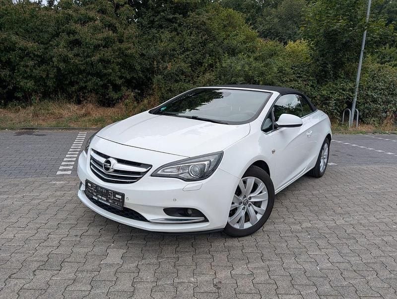 Gebraucht Opel Cascada Innovation 140 PS (102 kW) 2017 Weiß Cabrio