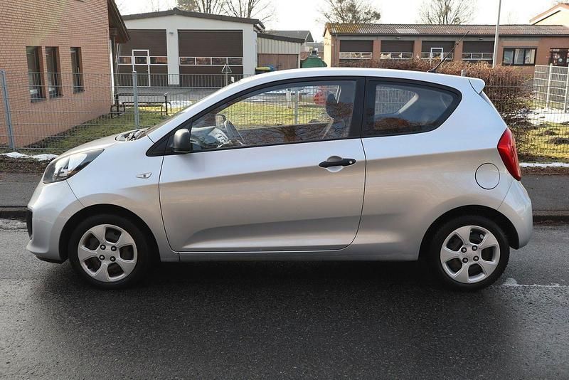 Gebraucht Kia Picanto 69 PS (50 kW) 2012 Silber Kleinwagen