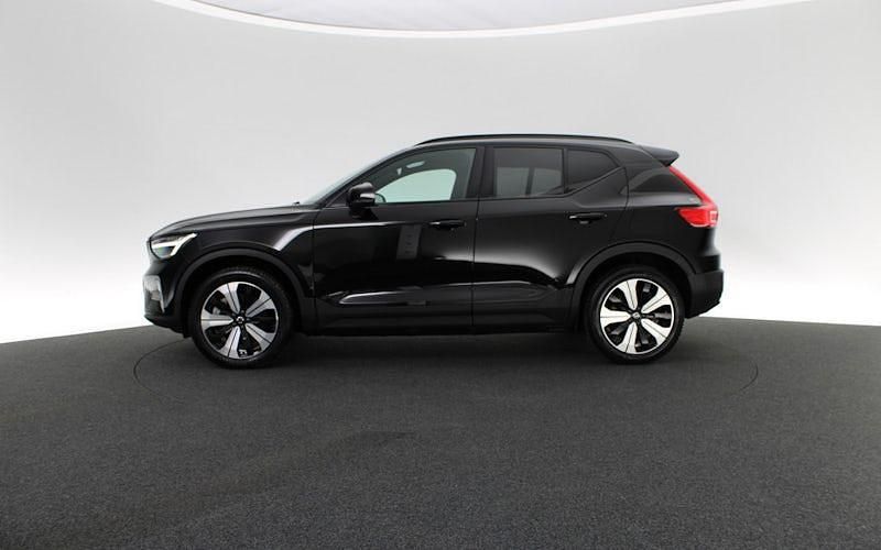 Gebraucht Volvo EX40 Core 175 kW (238 PS) 2022 Schwarz SUV
