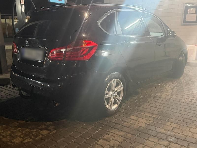 Gebraucht BMW 220 190 PS (139 kW) 2016 Schwarz Limousine