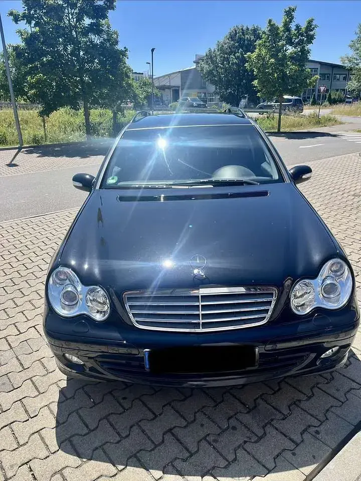 Gebraucht Mercedes C220 Classic 150 PS (110 kW) 2004 Kombi