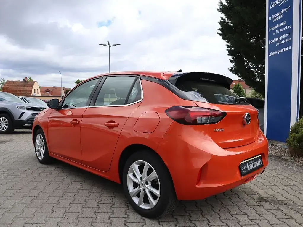 Używany Opel Corsa 101 KM (74 kW) 2023 Pomarańczowy Hatchback