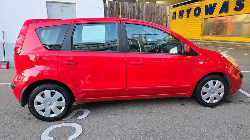 Gebraucht Nissan Note 88 PS (64 kW) 2006 Rot Kleinwagen