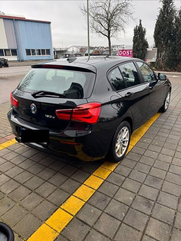 Gebraucht BMW 120 Advantage 190 PS (139 kW) 2018 Schwarz Kleinwagen