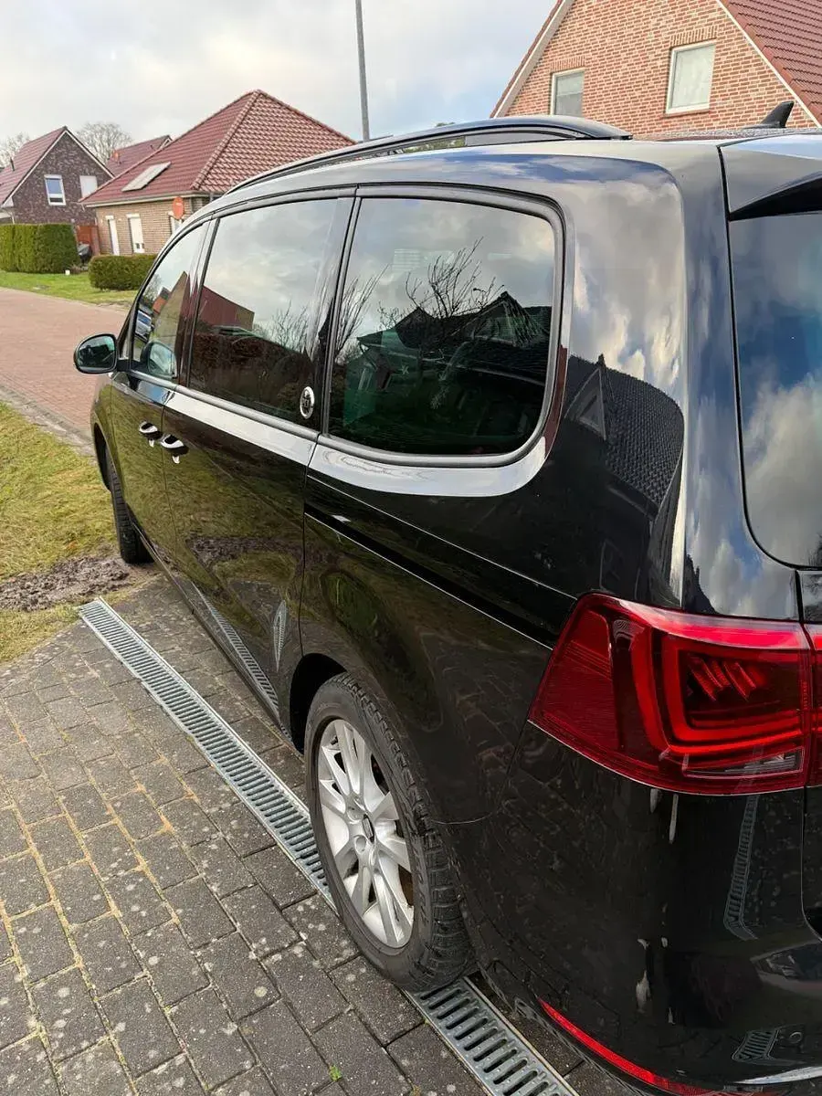 Gebraucht Seat Alhambra 184 PS (135 kW) 2017 Schwarz Van / Kleinbus