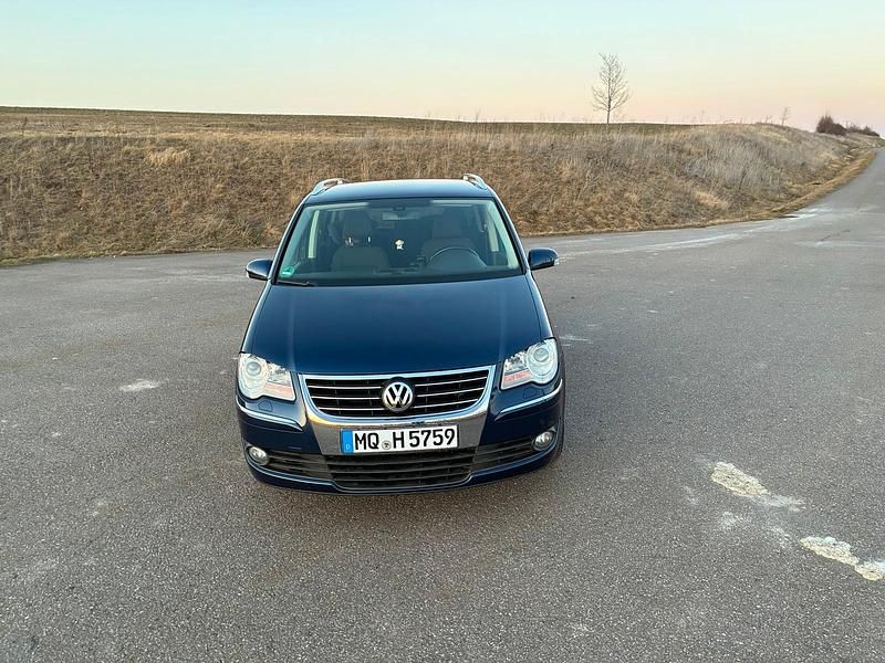 Gebraucht VW Touran 105 PS (77 kW) 2008 Blau Van / Kleinbus