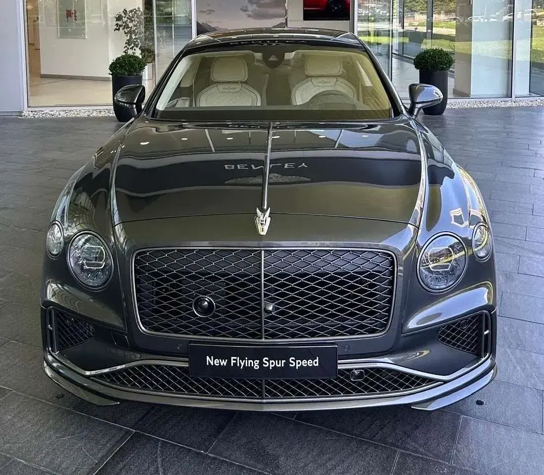 Ny Bentley Flying Spur 782 HK (575 kW) 2026 Mulliner anthracite Sedan