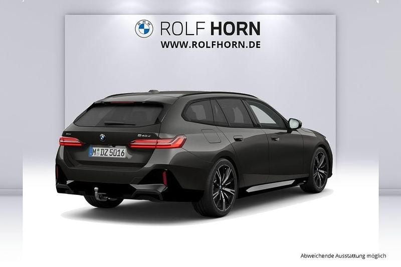 Gebraucht BMW 540 Comfort Edition 303 PS (222 kW) 2025 Grau Kombi