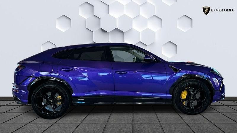 Gebraucht Lamborghini Urus 666 PS (489 kW) 2025 Violett SUV
