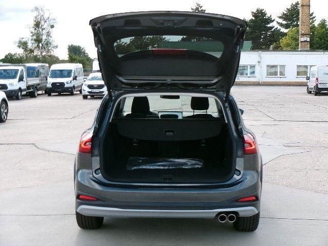 Neu Ford Focus Active X 116 PS (85 kW) 2025 Grau Limousine