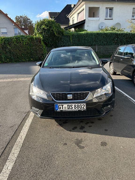 Schwarz Gebraucht 2014 Seat Leon SC Reference Kleinwagen | 5.500 € - Bild 1/4