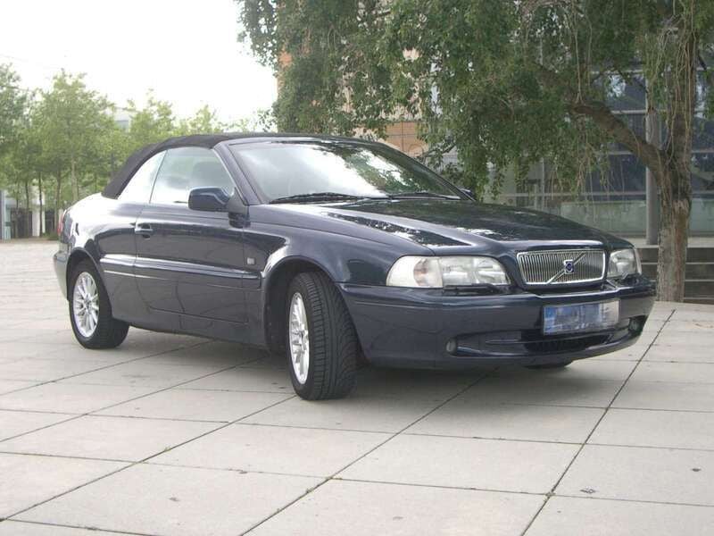 Blau Gebraucht 2001 Volvo C70 Cabrio | 4.800 € (Superpreis) - Bild 1/4