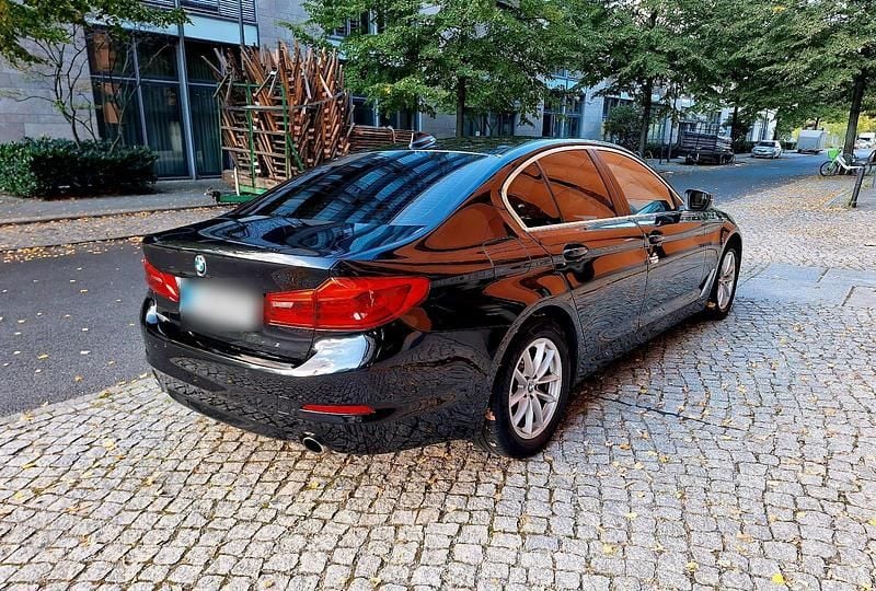 Gebraucht BMW 520 184 PS (135 kW) 2017 Schwarz Limousine