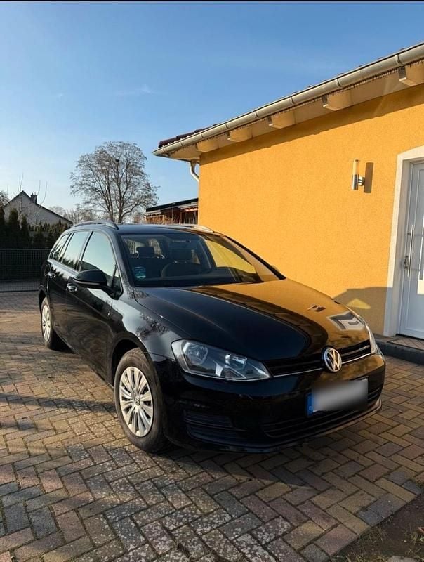 Gebraucht 2015 VW Golf VII Kombi | 4.900 € (Superpreis) - Bild 1/4