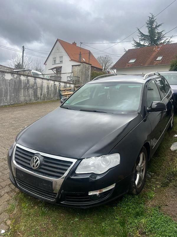 Gebraucht VW Passat 140 PS (102 kW) 2007 Schwarz Kombi
