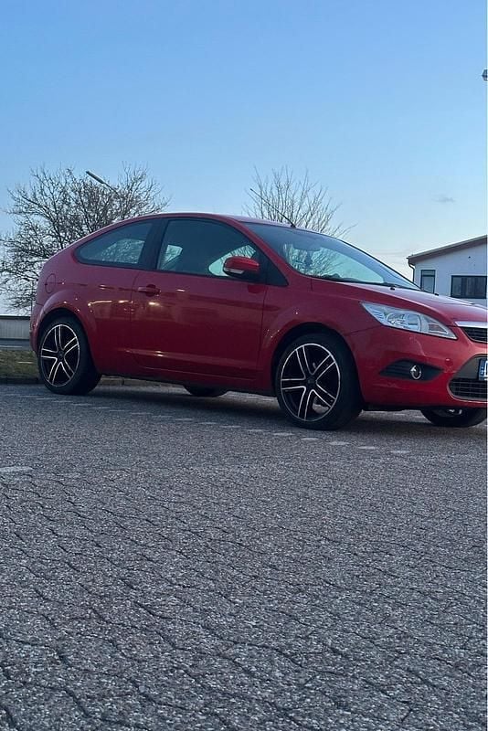 Gebraucht Ford Focus 125 PS (91 kW) 2009 Kleinwagen