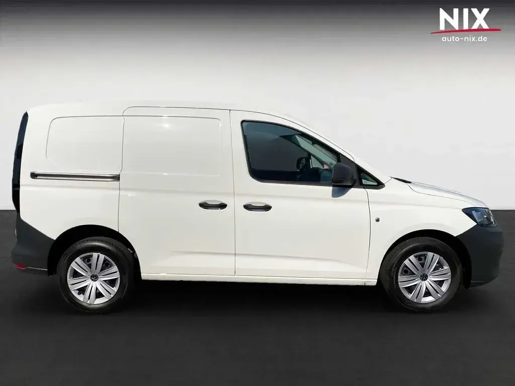 Usado VW Caddy 116 HP (85 kW) 2024 Branco Monovolume