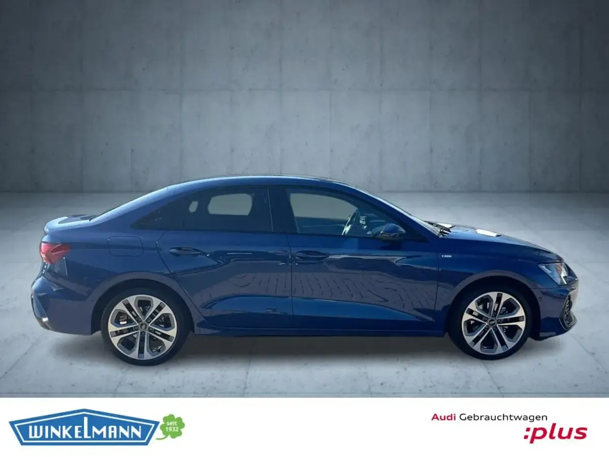 Gebraucht Audi A3 S-Line 116 PS (85 kW) 2025 Blau Limousine