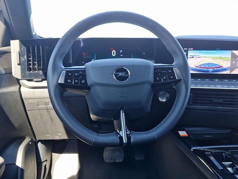Gebraucht Opel Astra 131 PS (96 kW) 2025 Grau metallic Kleinwagen