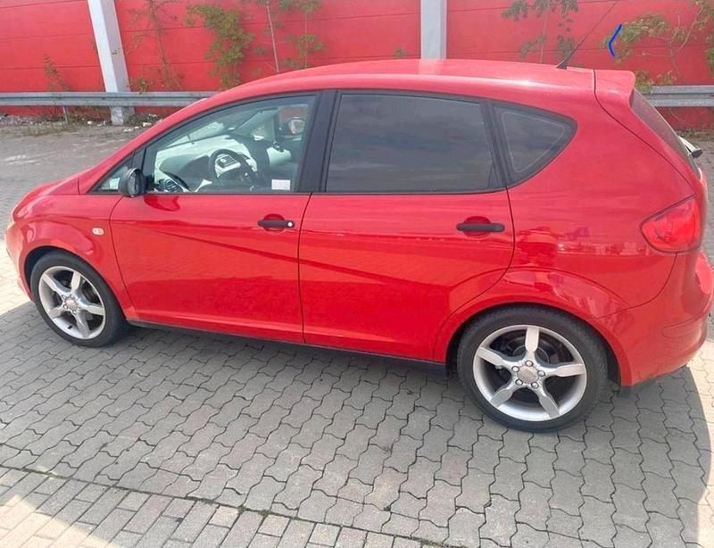 Gebraucht Seat Altea 130 PS (95 kW) 2006 Rot Van / Kleinbus