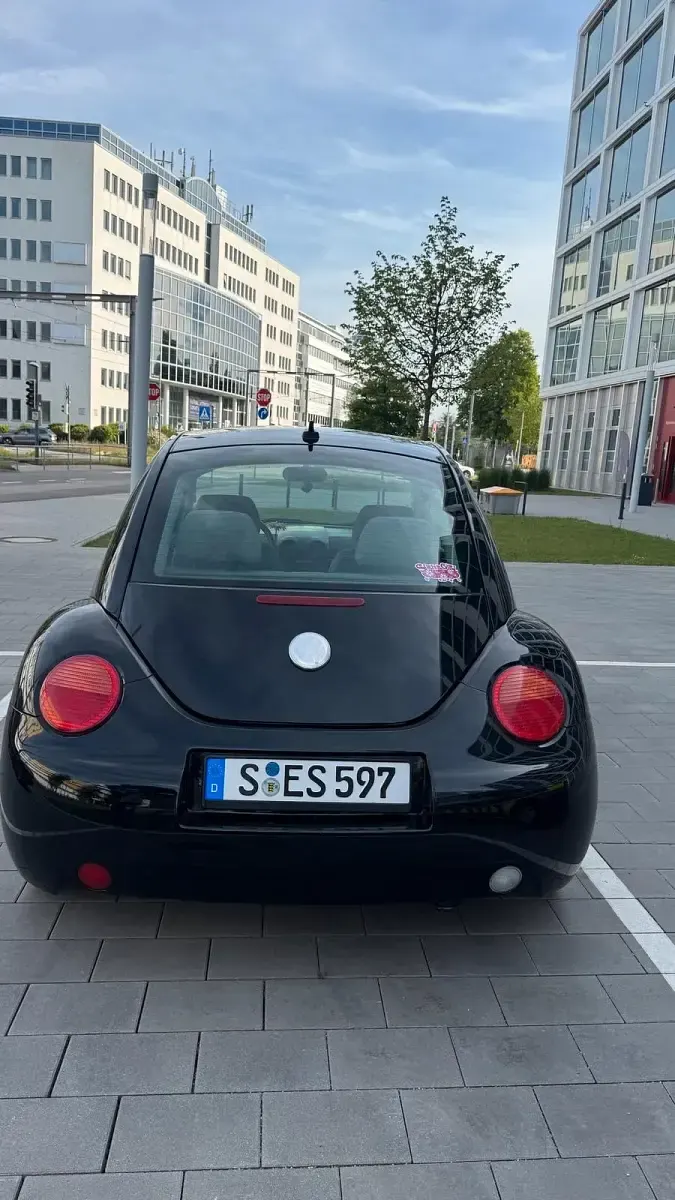 Gebraucht VW New Beetle 102 PS (75 kW) 2000 Schwarz Kleinwagen