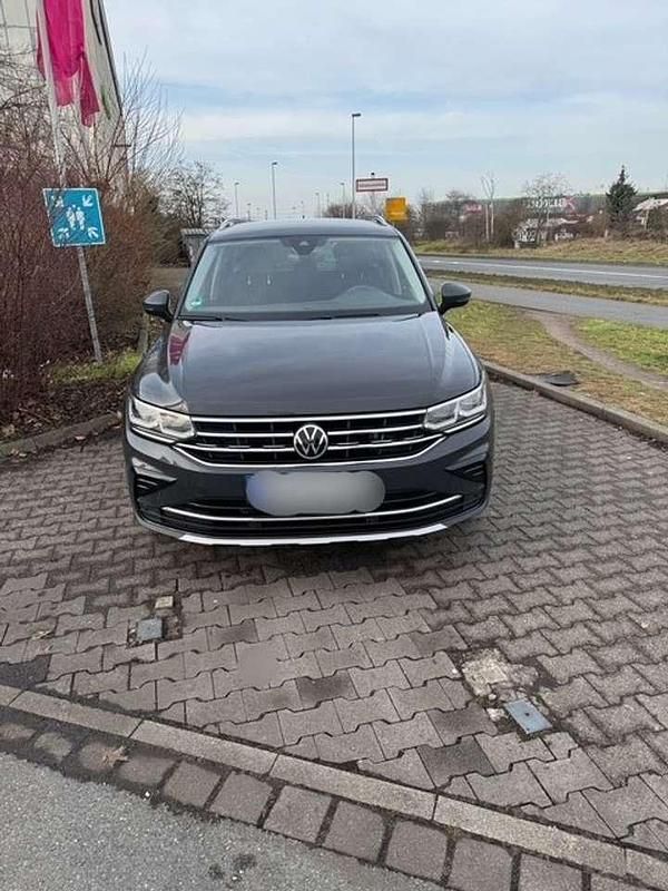 Gebraucht VW Tiguan Elegance 200 PS (147 kW) 2021 Grau SUV