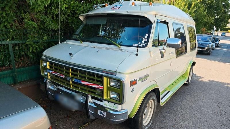 Weiß Gebraucht 1989 Chevrolet G Van | 8.999 € - Bild 1/4