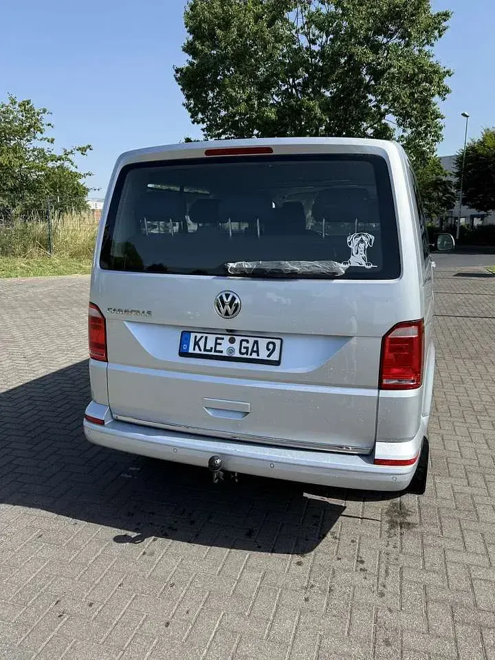 Gebraucht VW Caravelle Comfortline 204 PS (150 kW) 2018 Grau Van