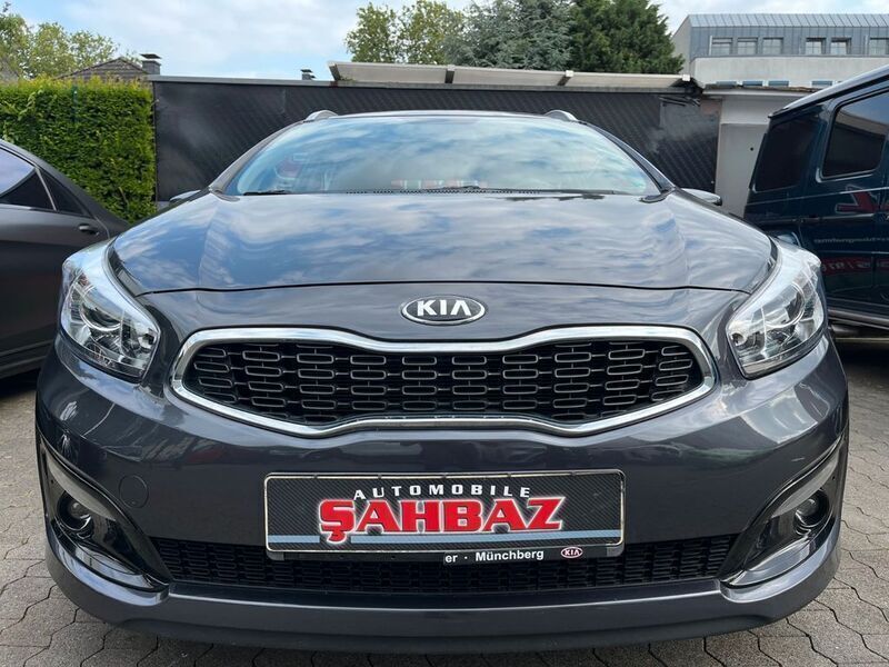 Gebraucht Kia Ceed Sportswagon Edition 7 99 PS (72 kW) 2017 Grau Kombi