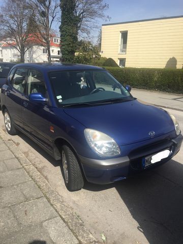 Gebraucht Daihatsu Sirion 79 PS (58 kW) 2000 Blau metallic Kleinwagen