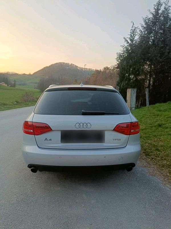 Gebraucht Audi A4 179 PS (131 kW) 2011 Silber Kombi