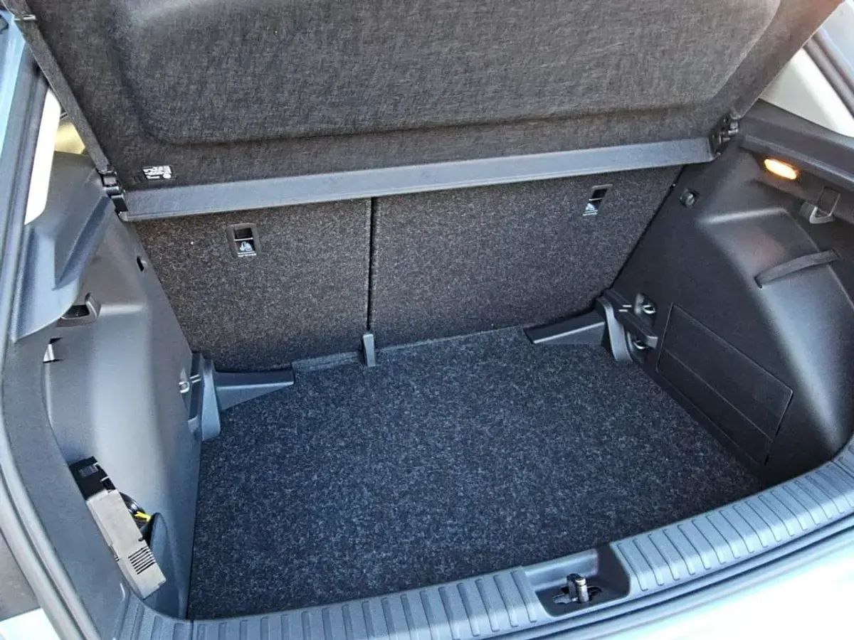 Gebraucht Skoda Fabia Selection 95 PS (69 kW) 2026 Smokey diamondsilber metallic Kleinwagen
