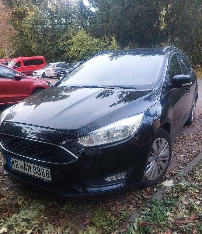 Schwarz Gebraucht 2018 Ford Focus Business Edition Limousine | 7.500 € (Fairer Preis) - Bild 1/4