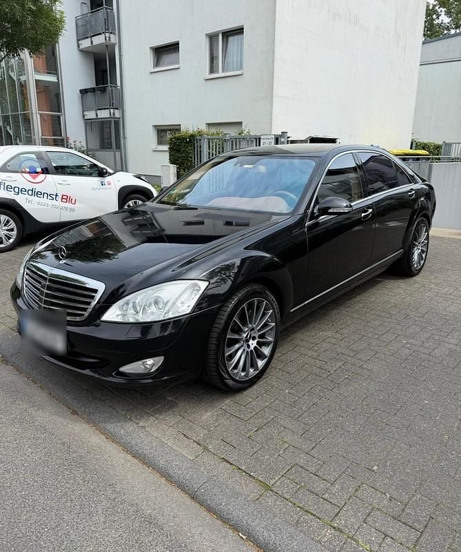 Schwarz Gebraucht 2008 Mercedes S320 Limousine | 11.900 € (Guter Preis) - Bild 1/4