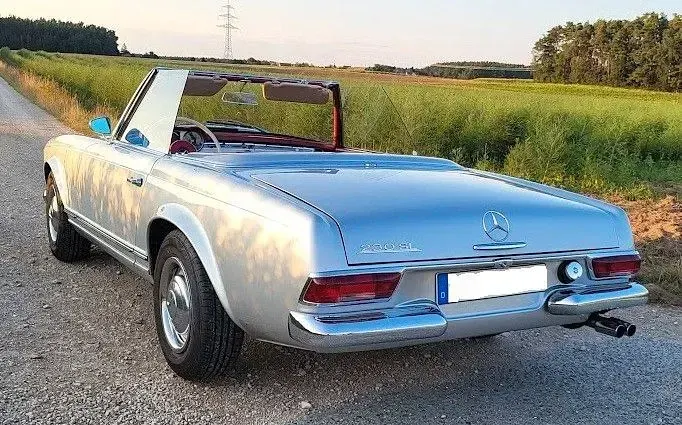 Gebraucht Mercedes W113 150 PS (110 kW) 1966 Silber Cabrio