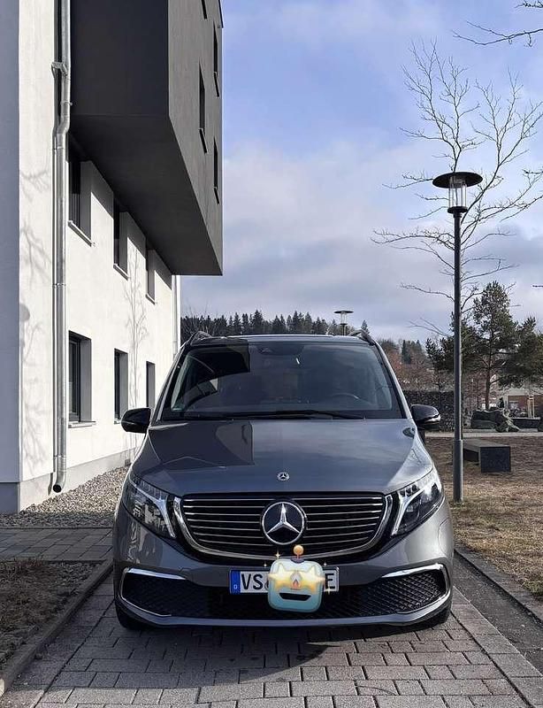 Gebraucht Mercedes EQV300 Avantgarde 150 kW (204 PS) 2021 Grau Van / Kleinbus