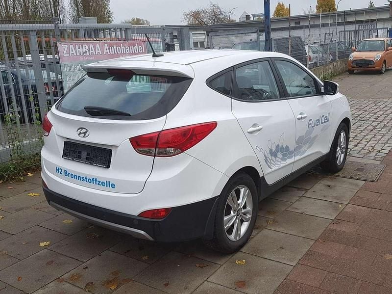 Gebraucht Hyundai ix35 72 PS (52 kW) 2015 Weiß SUV