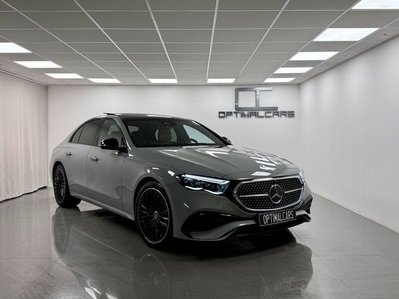 Grau Neu 2024 Mercedes E200 Premium Limousine | 82.990 € - Bild 1/4