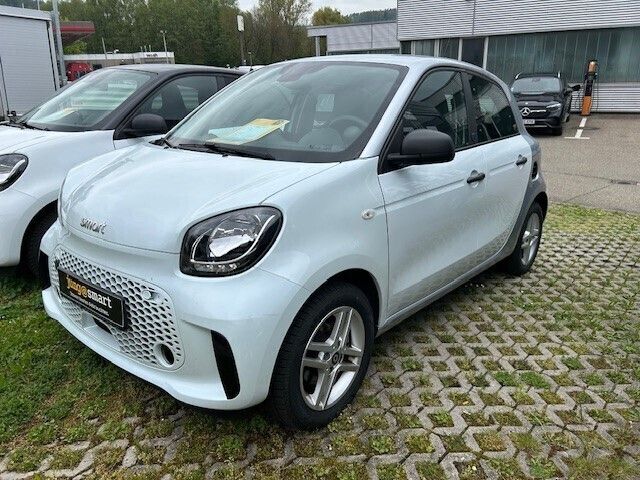 Karosserie in ice white (metal Gebraucht 2021 Smart ForFour Electric Drive Limousine | 9.500 € (Fairer Preis) - Bild 1/4
