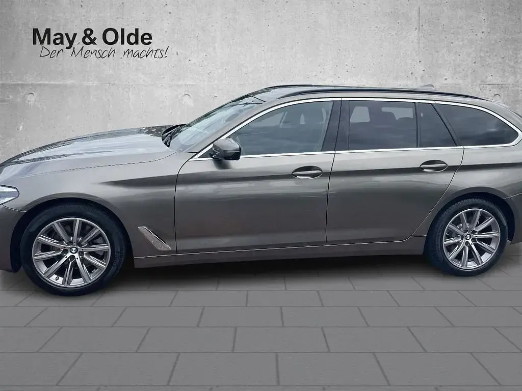 Gebraucht BMW 520 Sport Line 184 PS (135 kW) 2019 Braun Kombi