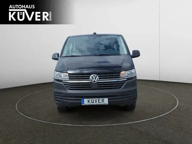 Gebraucht VW Caravelle Trendline 110 PS (80 kW) 2022 Schwarz Van