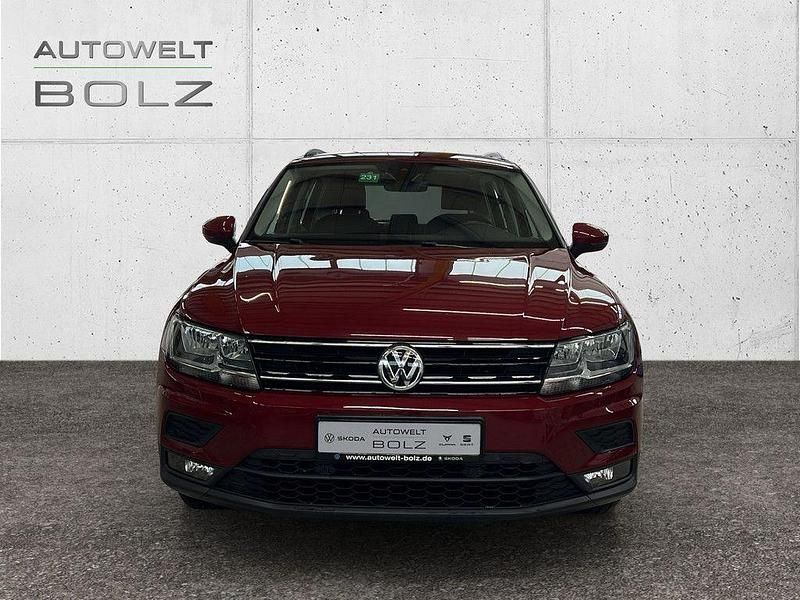 Gebraucht VW Tiguan Comfortline 150 PS (110 kW) 2017 Rot SUV