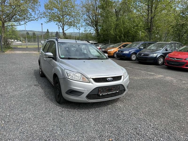Gebraucht Ford Focus Style 101 PS (74 kW) 2008 Polarsilber metallic Kombi