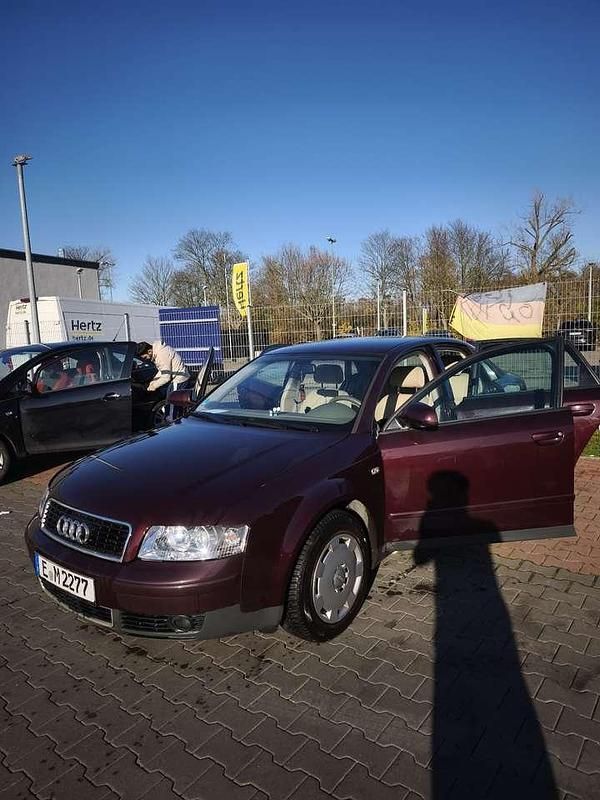Gebraucht Audi A4 102 PS (75 kW) 2002 Limousine