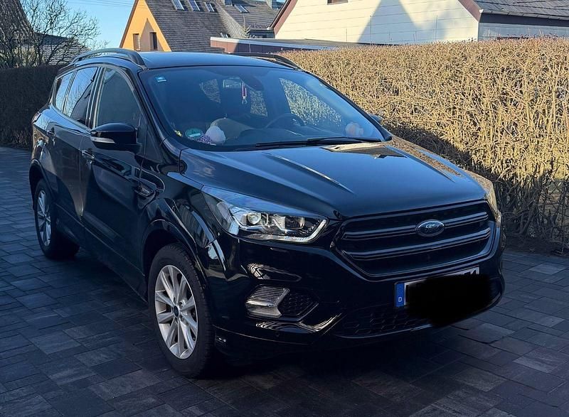 Gebraucht Ford Kuga ST-Line 150 PS (110 kW) 2019 Schwarz SUV