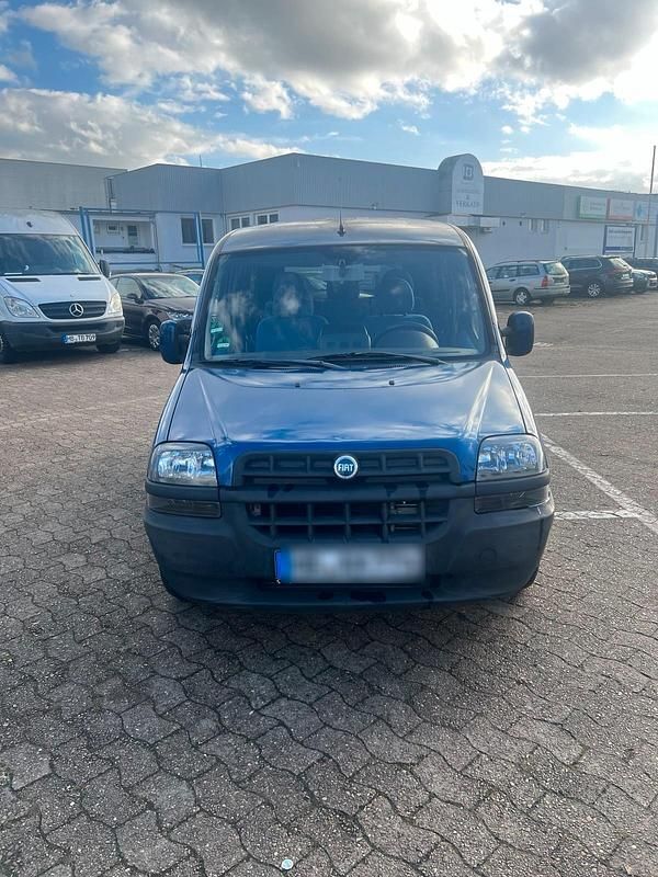 Blau Gebraucht 2006 Fiat Doblò Van / Kleinbus | 2.400 € (Fairer Preis) - Bild 1/4