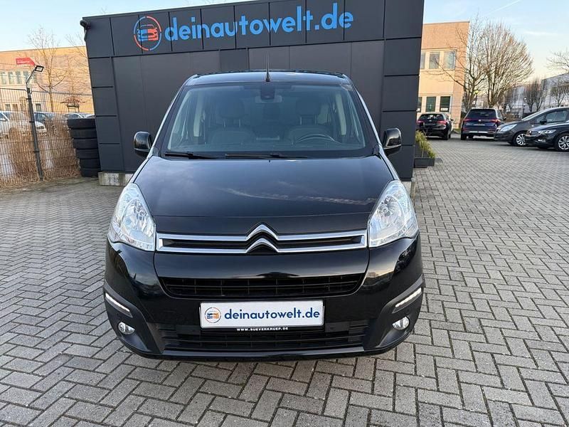 Gebraucht Citroën Berlingo SELECTION 120 PS (88 kW) 2018 Schwarz Van / Kleinbus