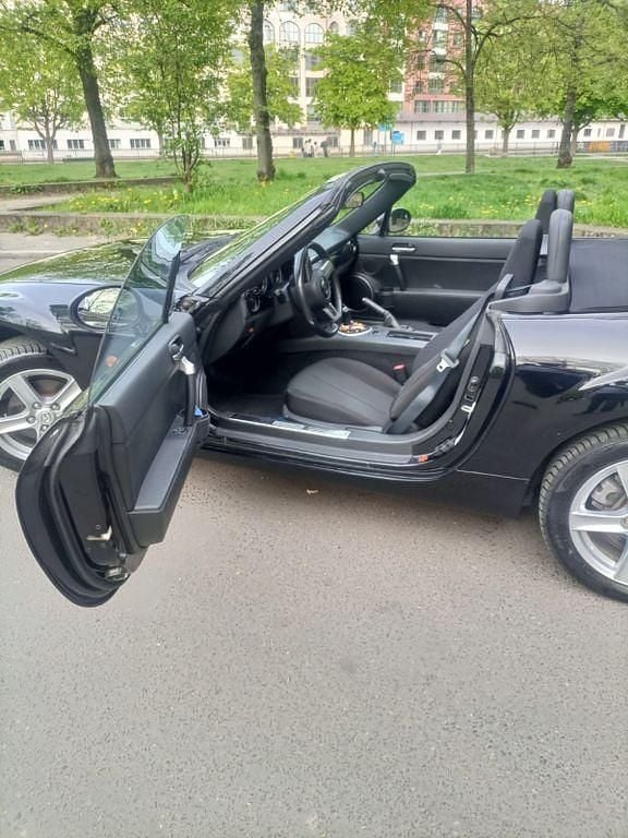 Gebraucht Mazda MX5 Emotion 126 PS (92 kW) 2006 Schwarz Cabrio